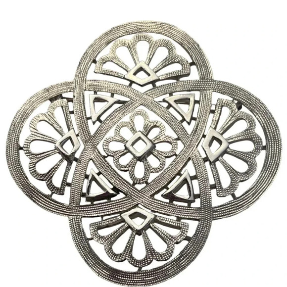 Vintage 60s-70s Floral Infinity Knot Brooch Pin Silver Tone - Picture 1 of 4